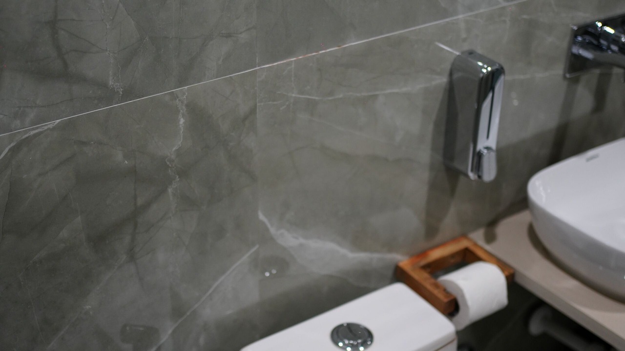 Photo of Bathroom in C-Scheme