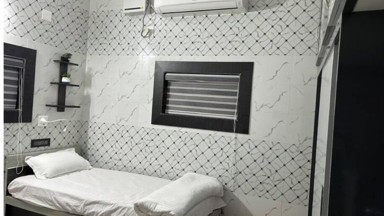 Photo of Bedroom in Jayadev Vihar