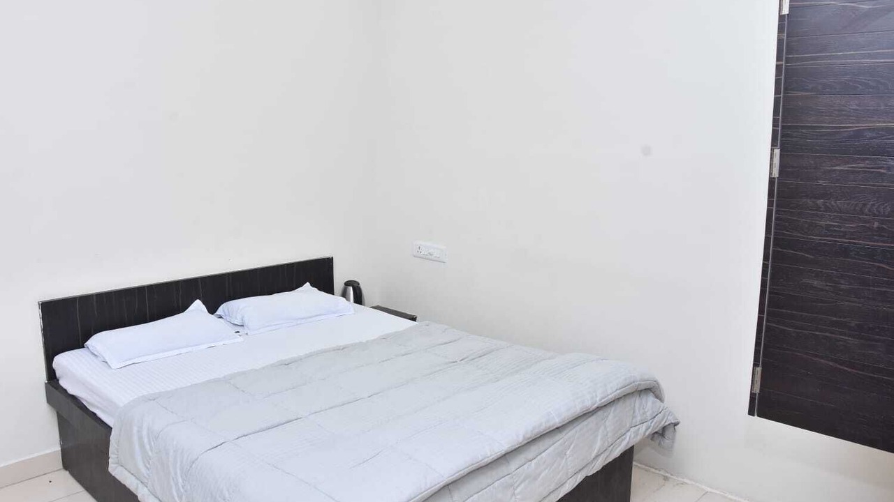 Photo of Bedroom in Ujjain