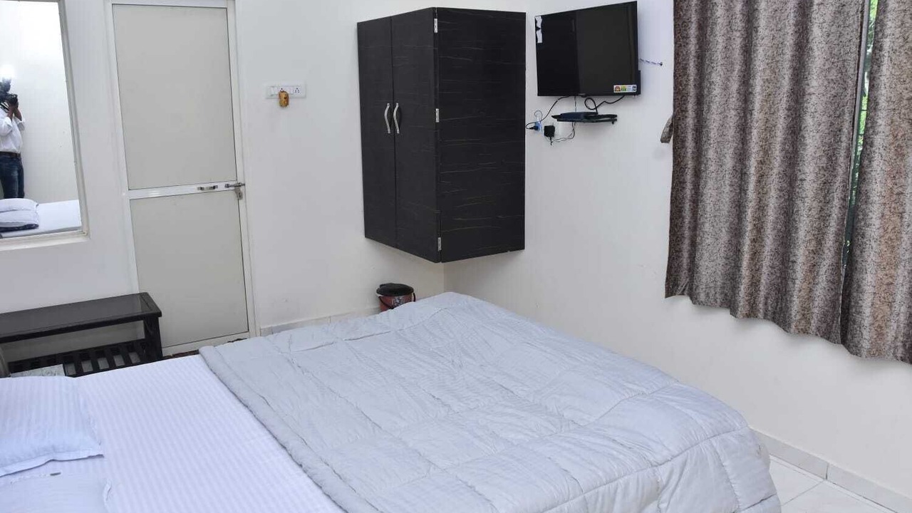 Photo of Bedroom in Ujjain