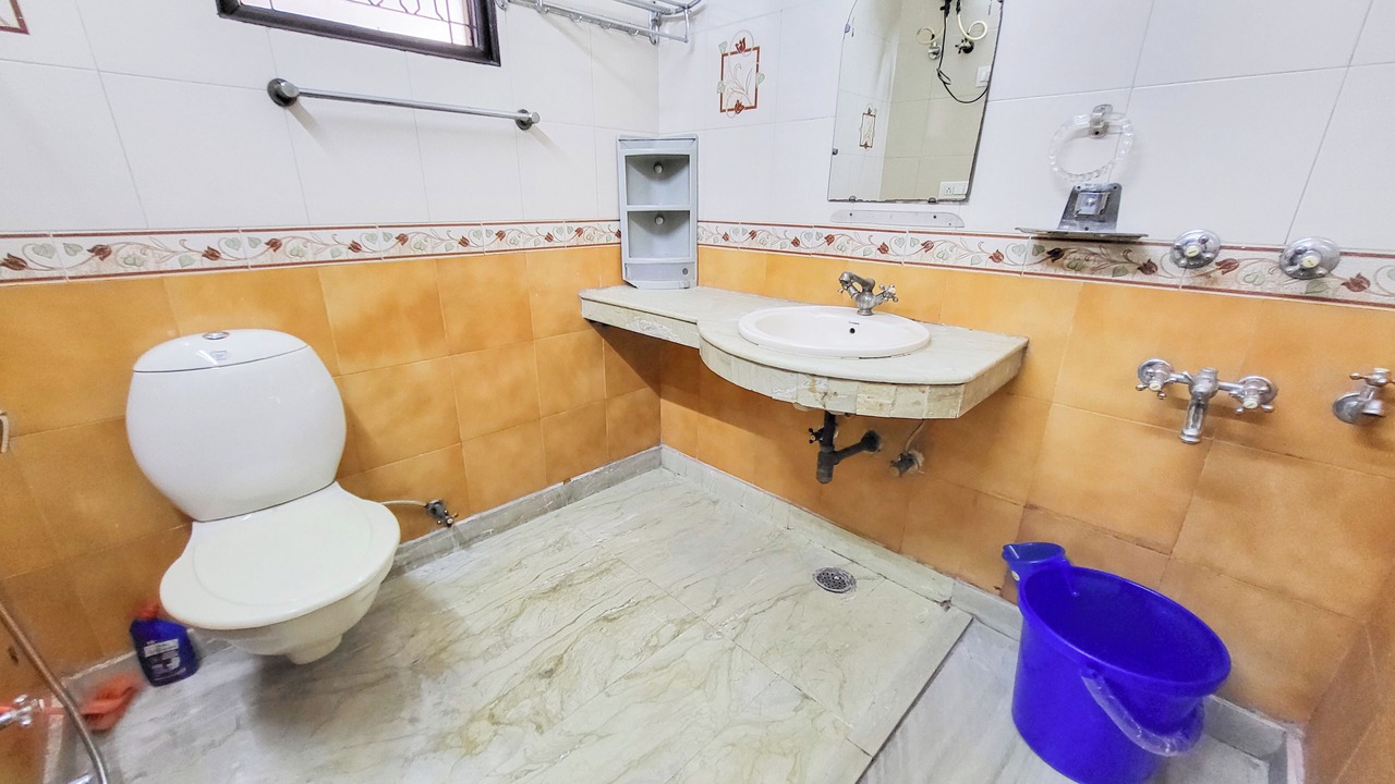 Photo of Bathroom in Pashim Vihar