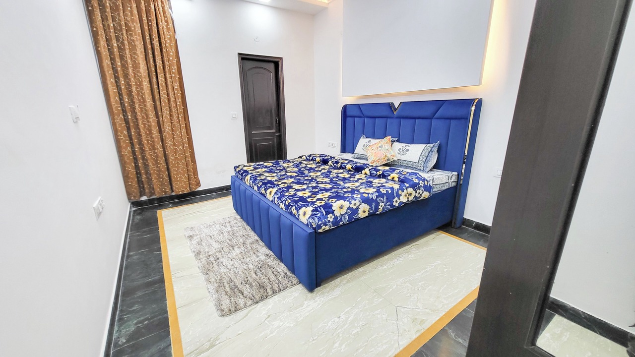 Photo of Bedroom in Pashim Vihar