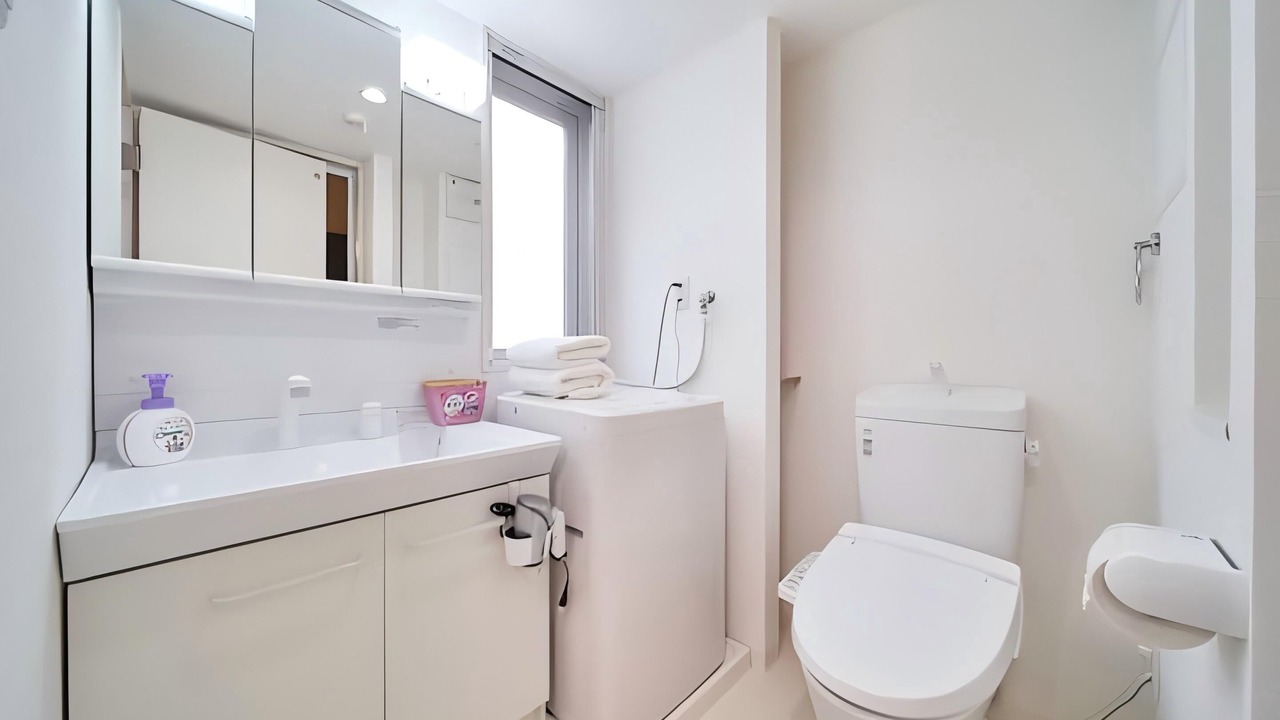 Photo of Bathroom in Nishi