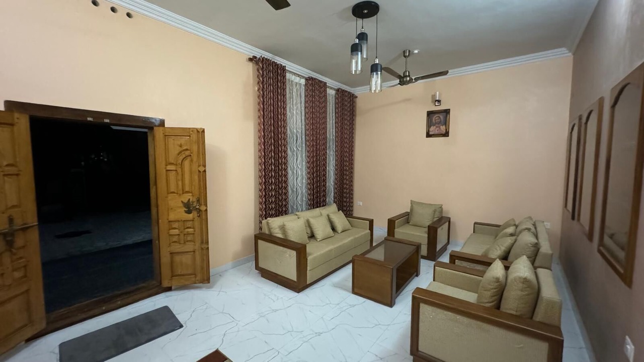 Photo of Livingroom in Puthuppally