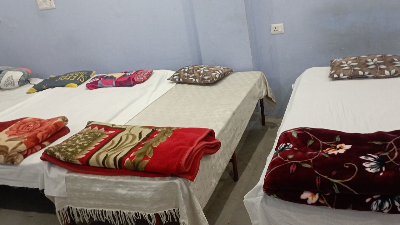 Photo of Bedroom in Allahabad