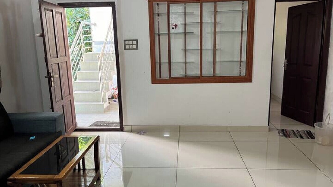 Photo of Livingroom in Malayattur