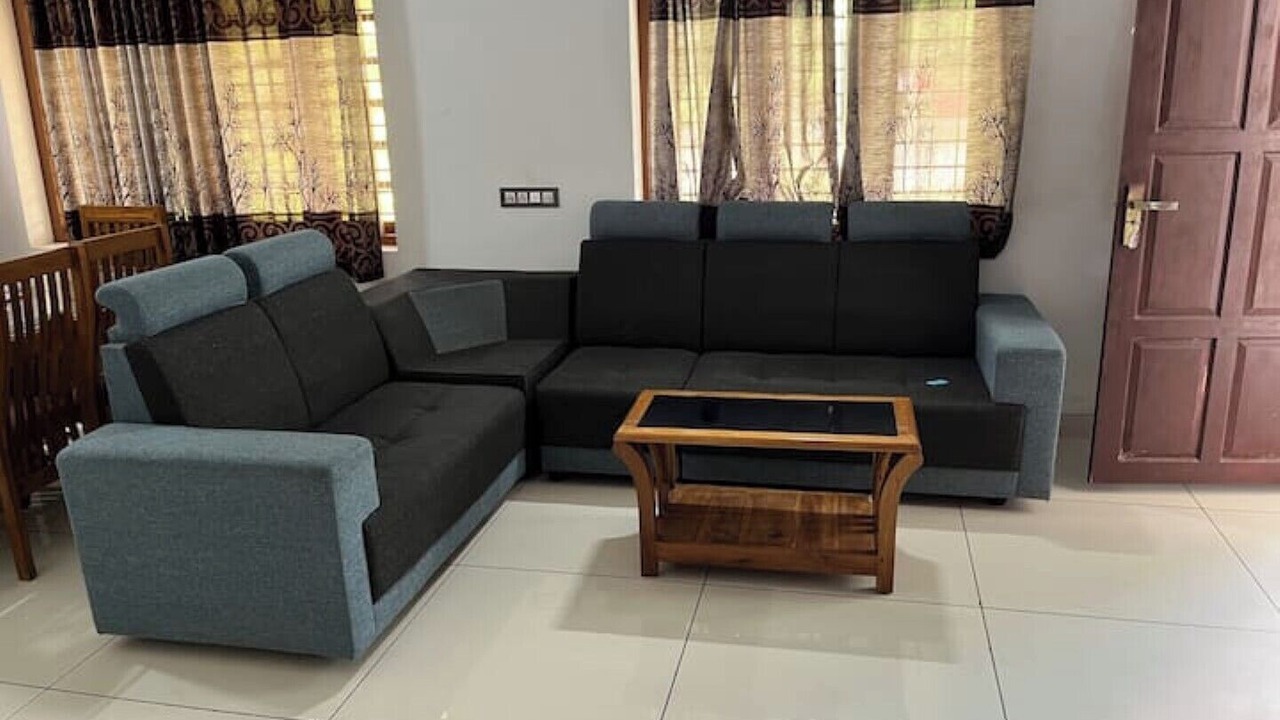 Photo of Livingroom in Malayattur