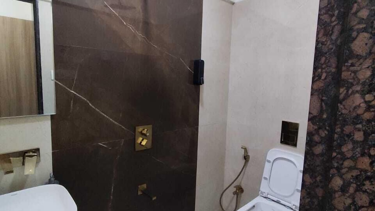 Photo of Bathroom in Santacruz West