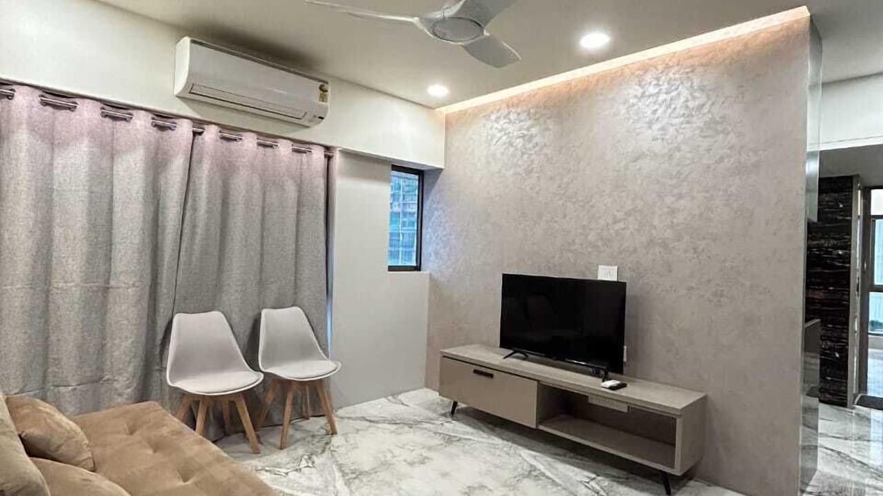 Photo of Livingroom in Prabhadevi
