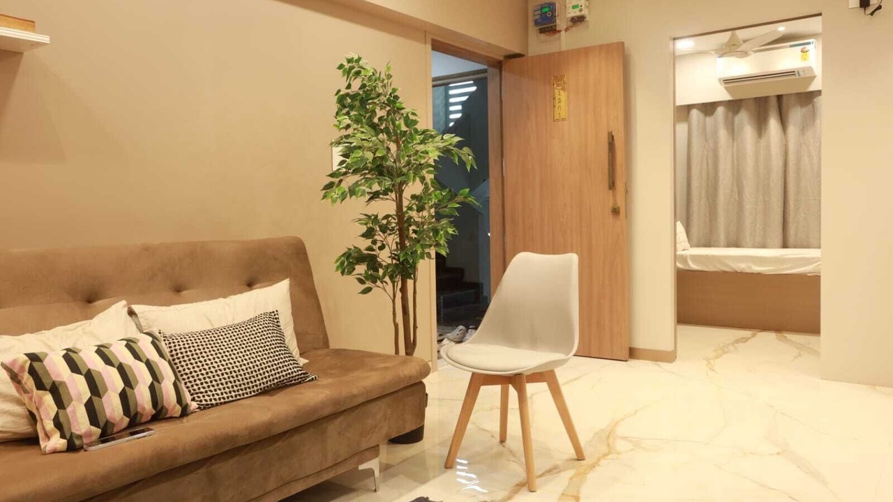 Photo of Livingroom in Prabhadevi