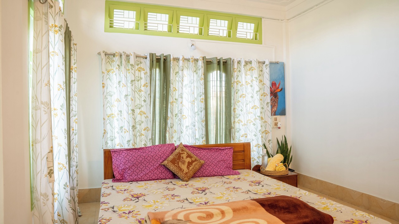Photo of Bedroom in Balipara