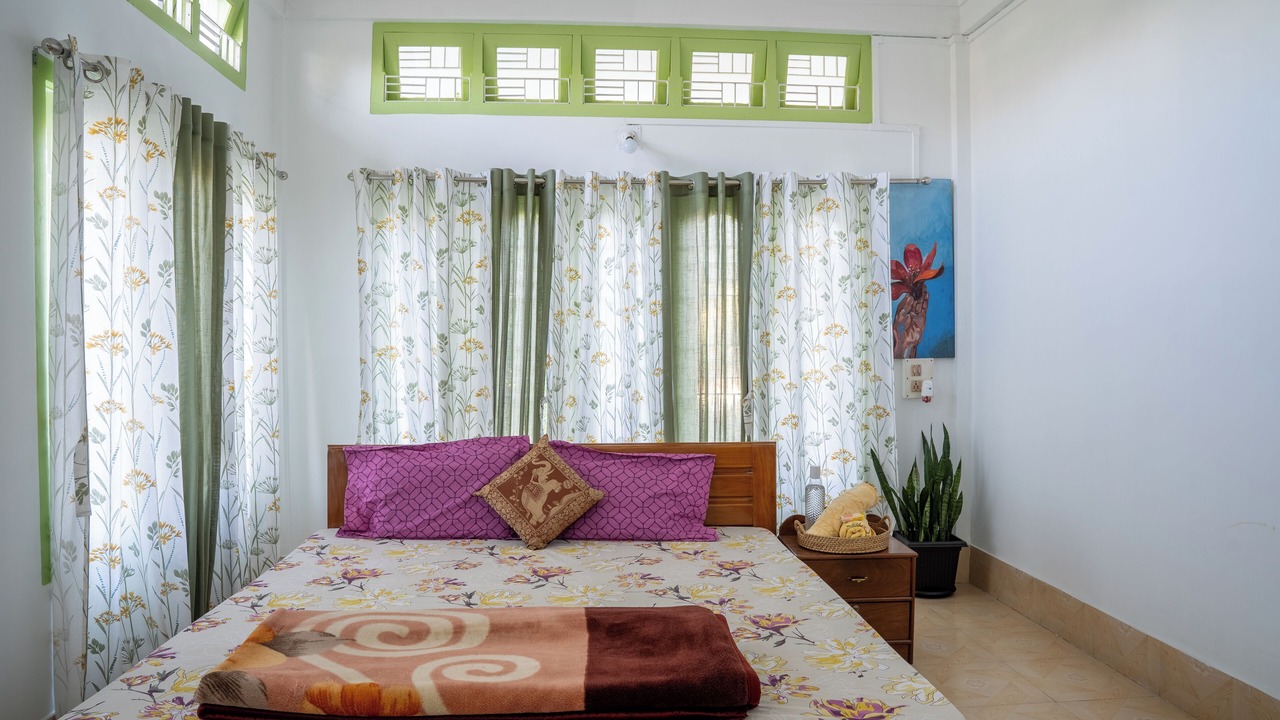 Photo of Bedroom in Balipara