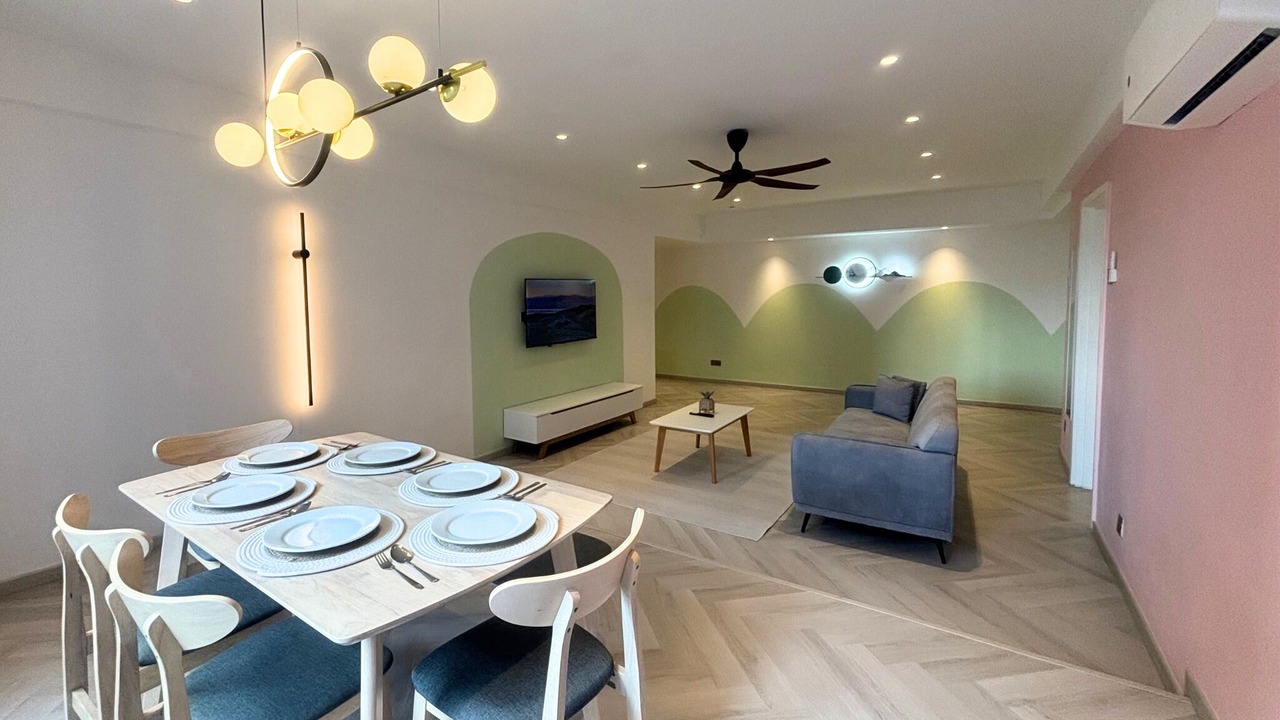 Photo of Livingroom in Golden Triangle