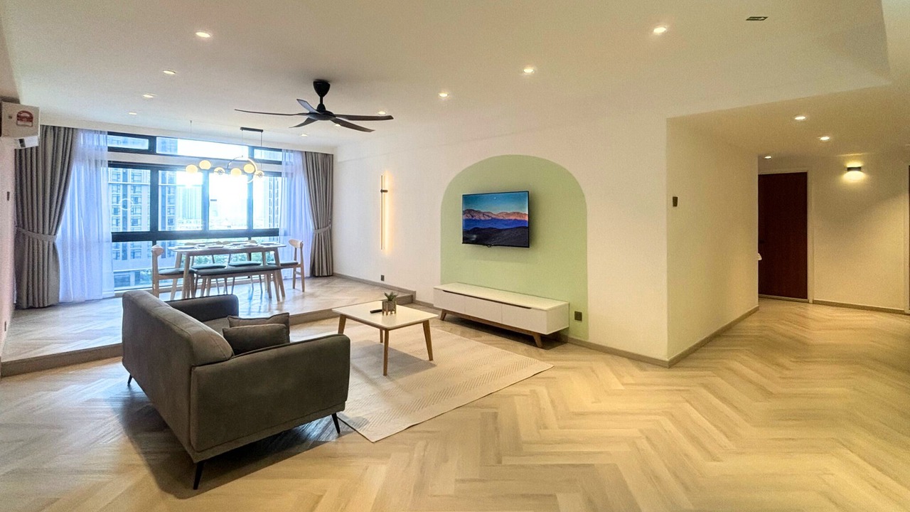 Photo of Livingroom in Golden Triangle