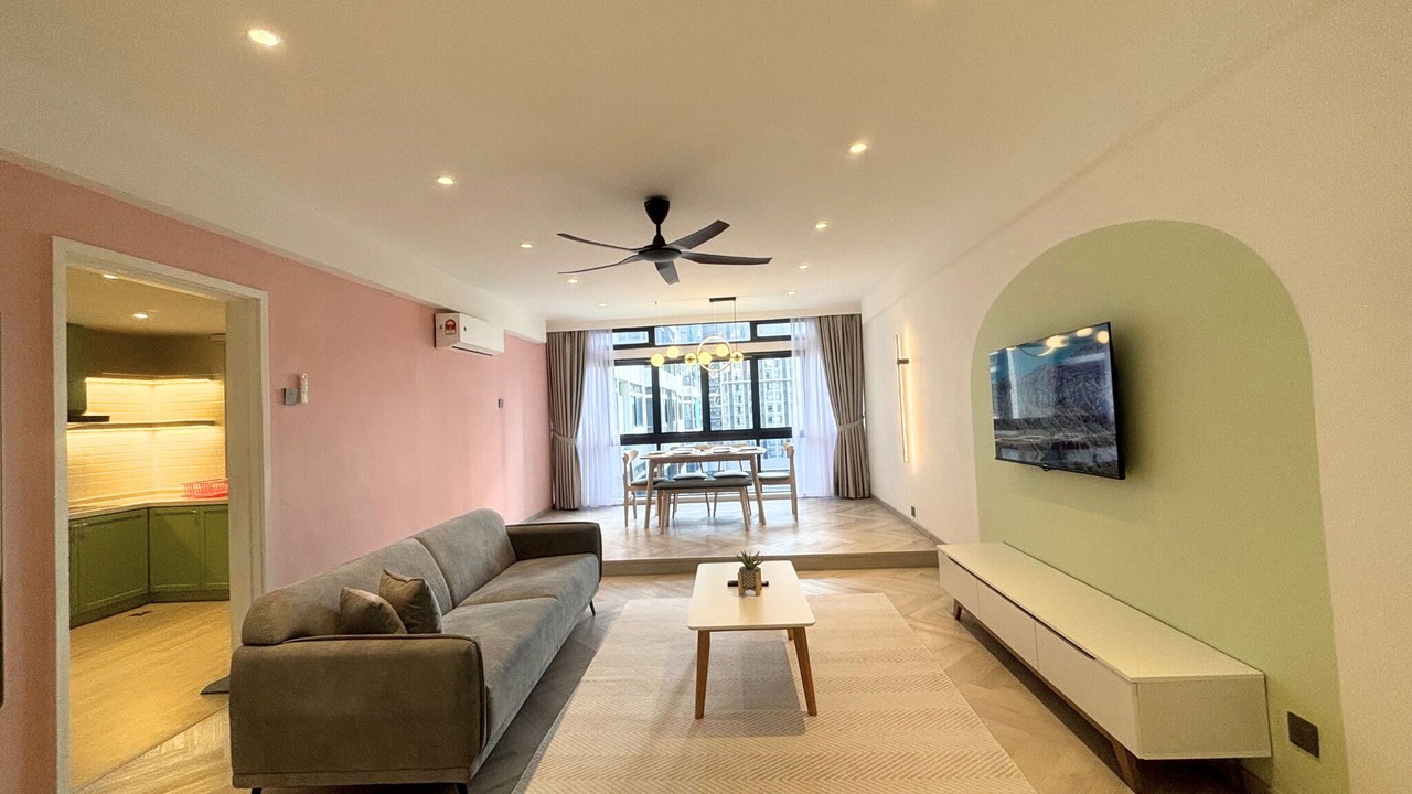 Photo of Livingroom in Golden Triangle