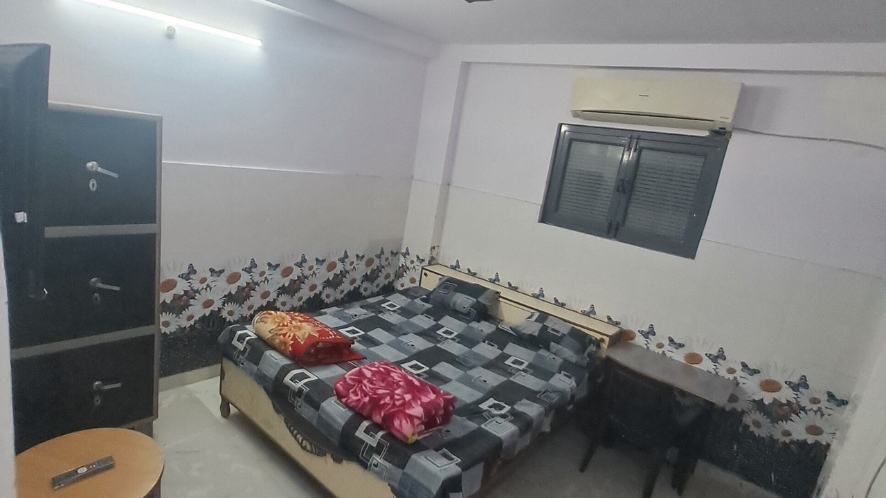 Photo of Bedroom in Allahabad