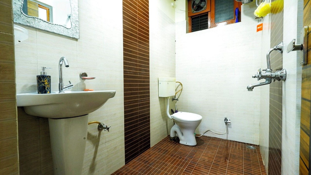 Photo of Bathroom in Varanasi
