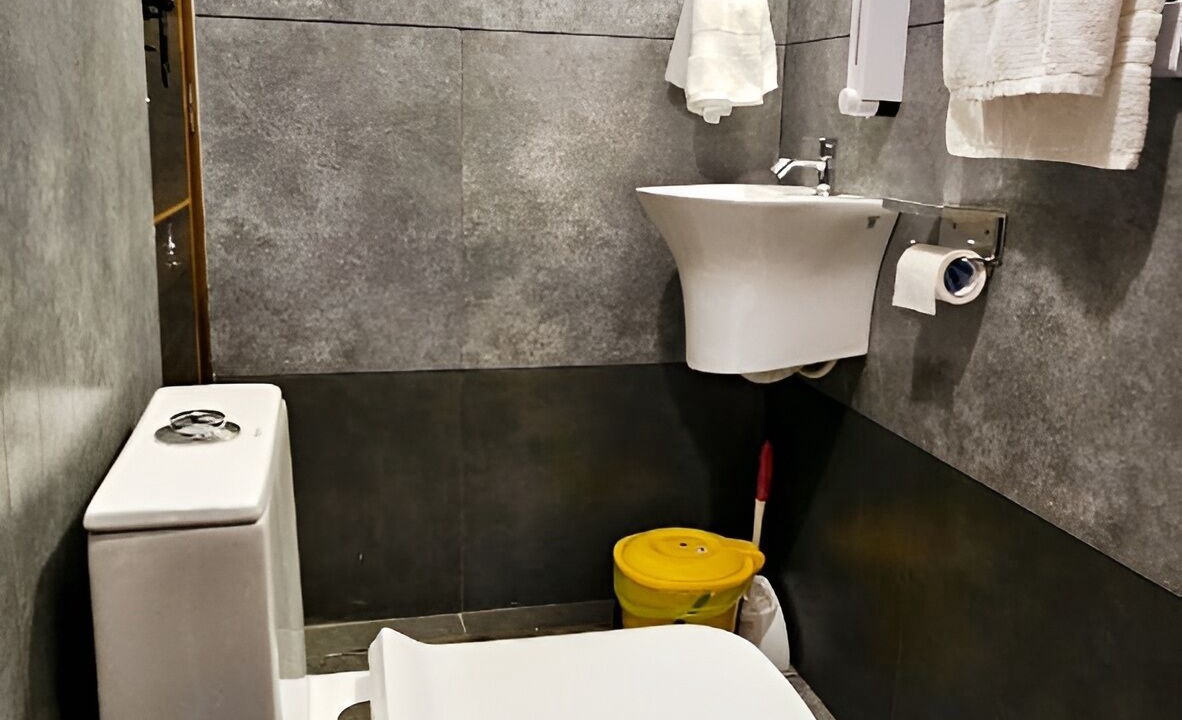 Photo of Bathroom in Alappuzha