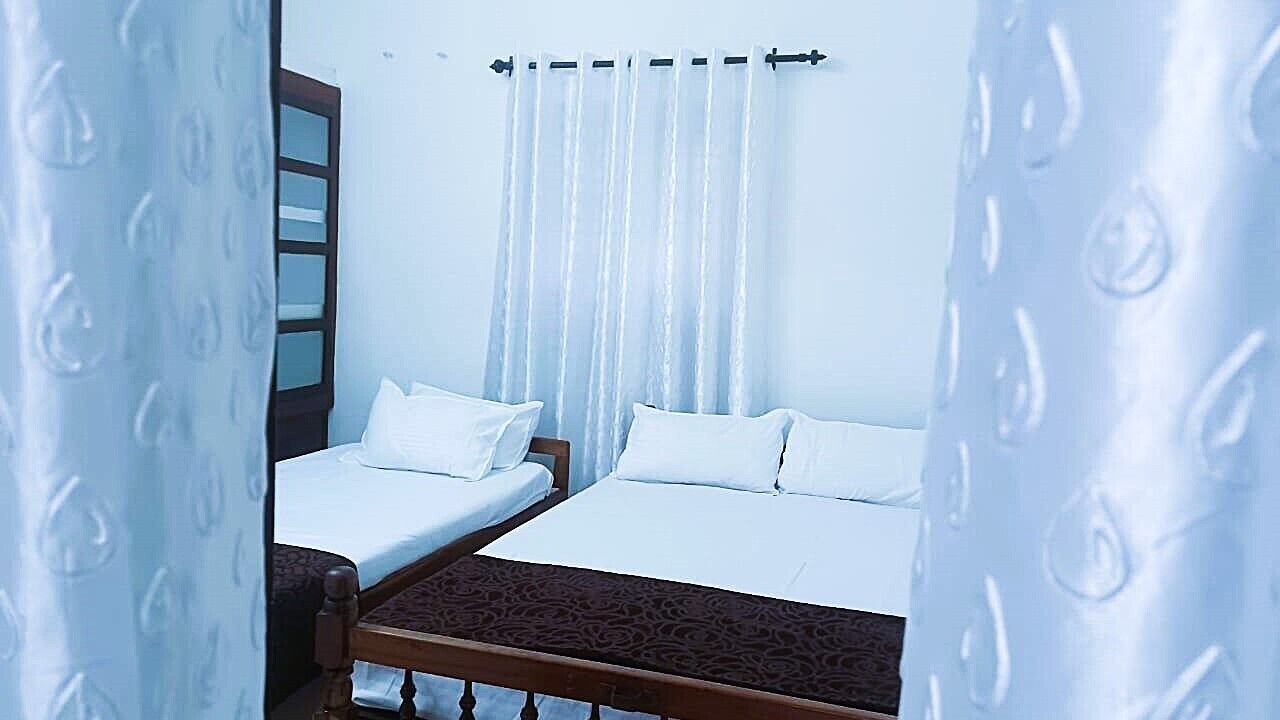 Photo of Bedroom in Alappuzha
