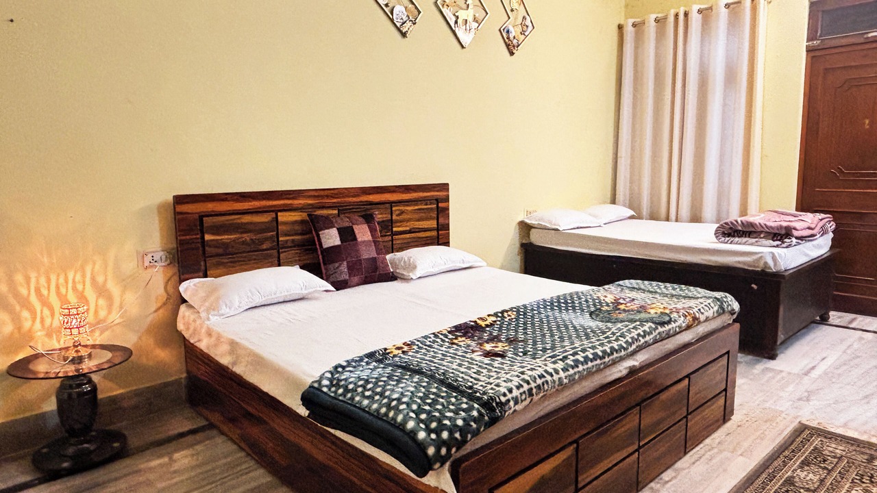 Photo of Bedroom in Allahabad