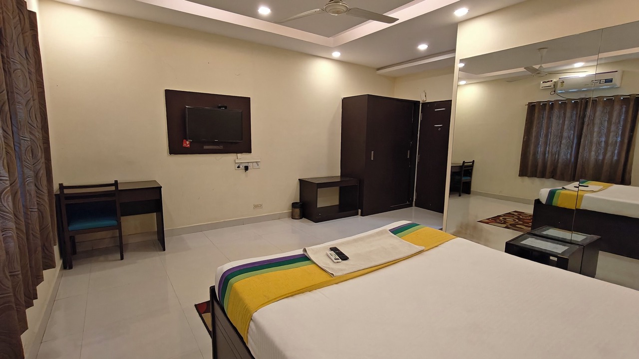 Photo of Bedroom in HITEC City