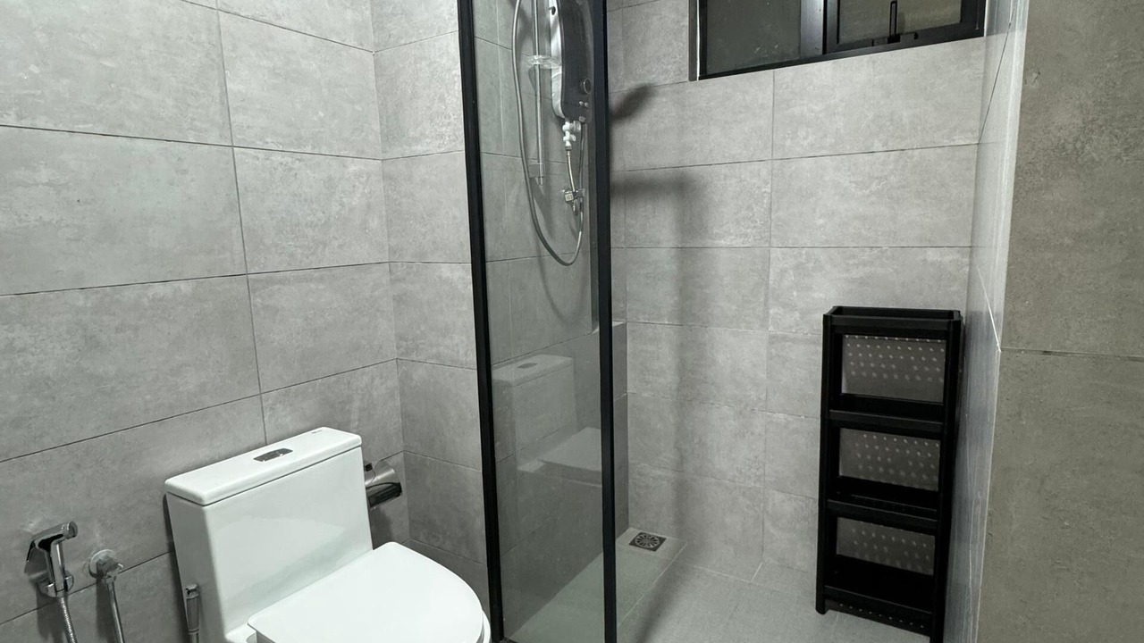 Photo of Bathroom in Kampung Pantai Dalam