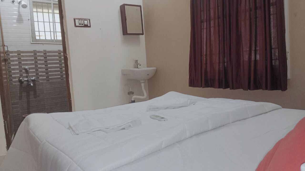 Photo of Bedroom in Tenkasi