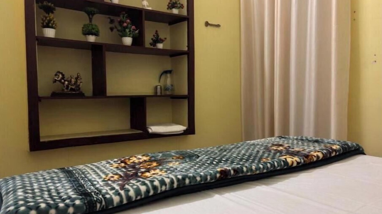 Photo of Bedroom in Allahabad