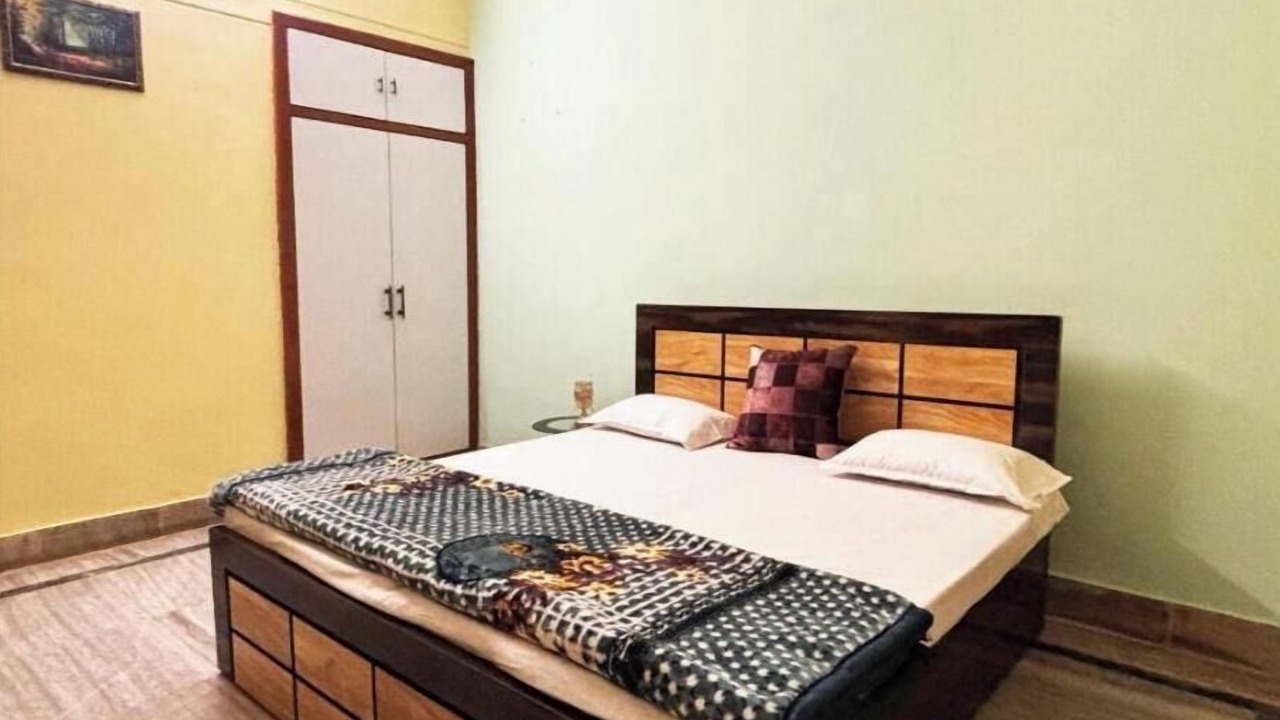 Photo of Bedroom in Allahabad