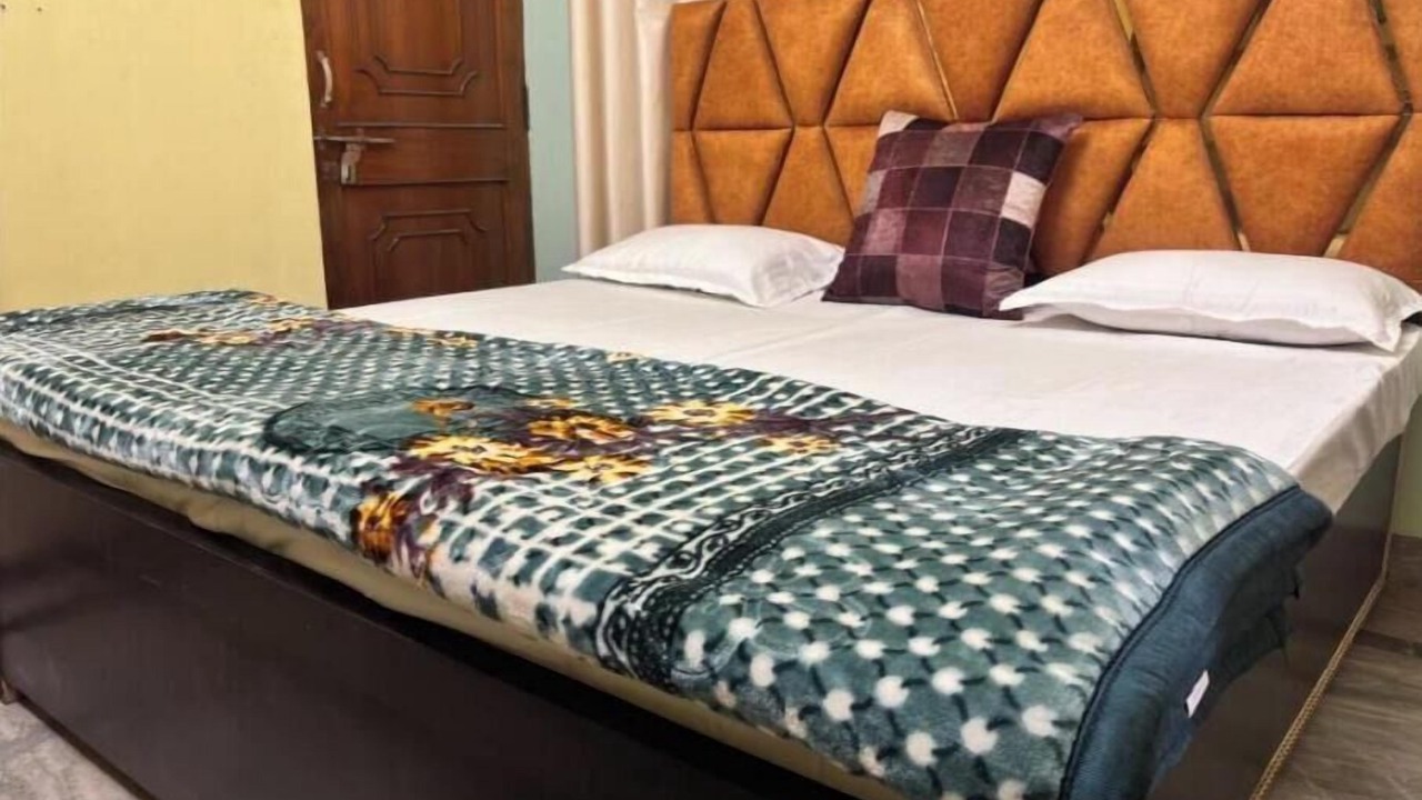 Photo of Bedroom in Allahabad