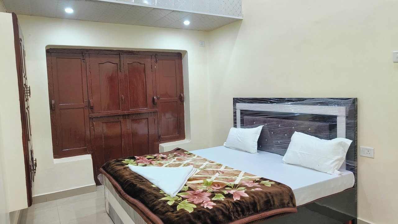 Photo of Bedroom in Varanasi