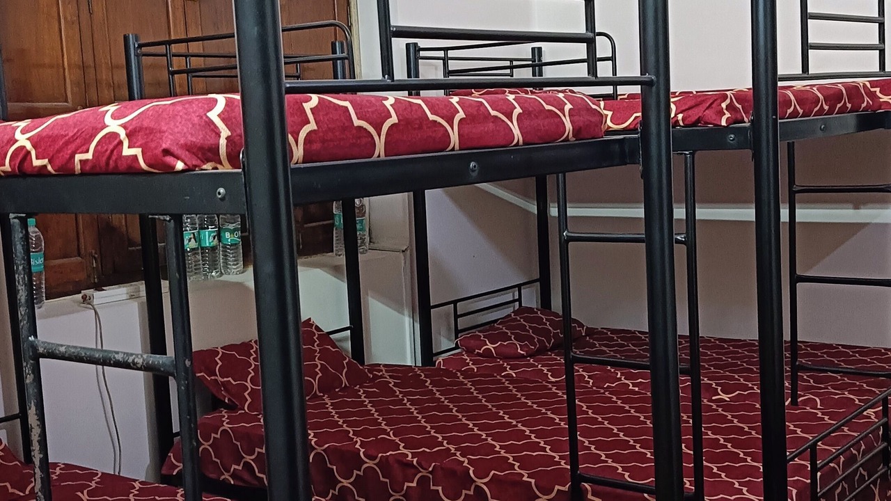 Photo of Bedroom in Allahabad