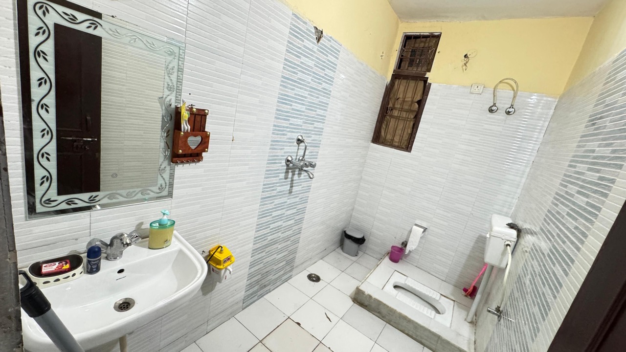Photo of Bathroom in Amer Fort Road