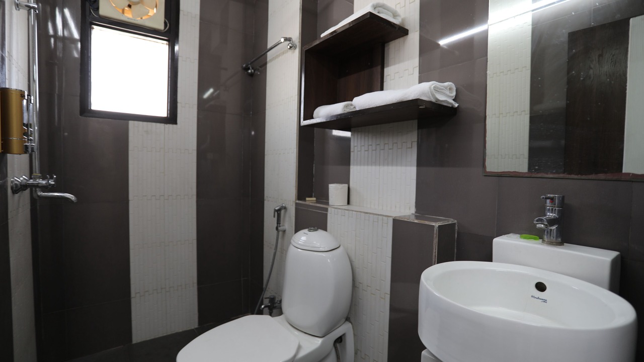 Photo of Bathroom in Bani Park