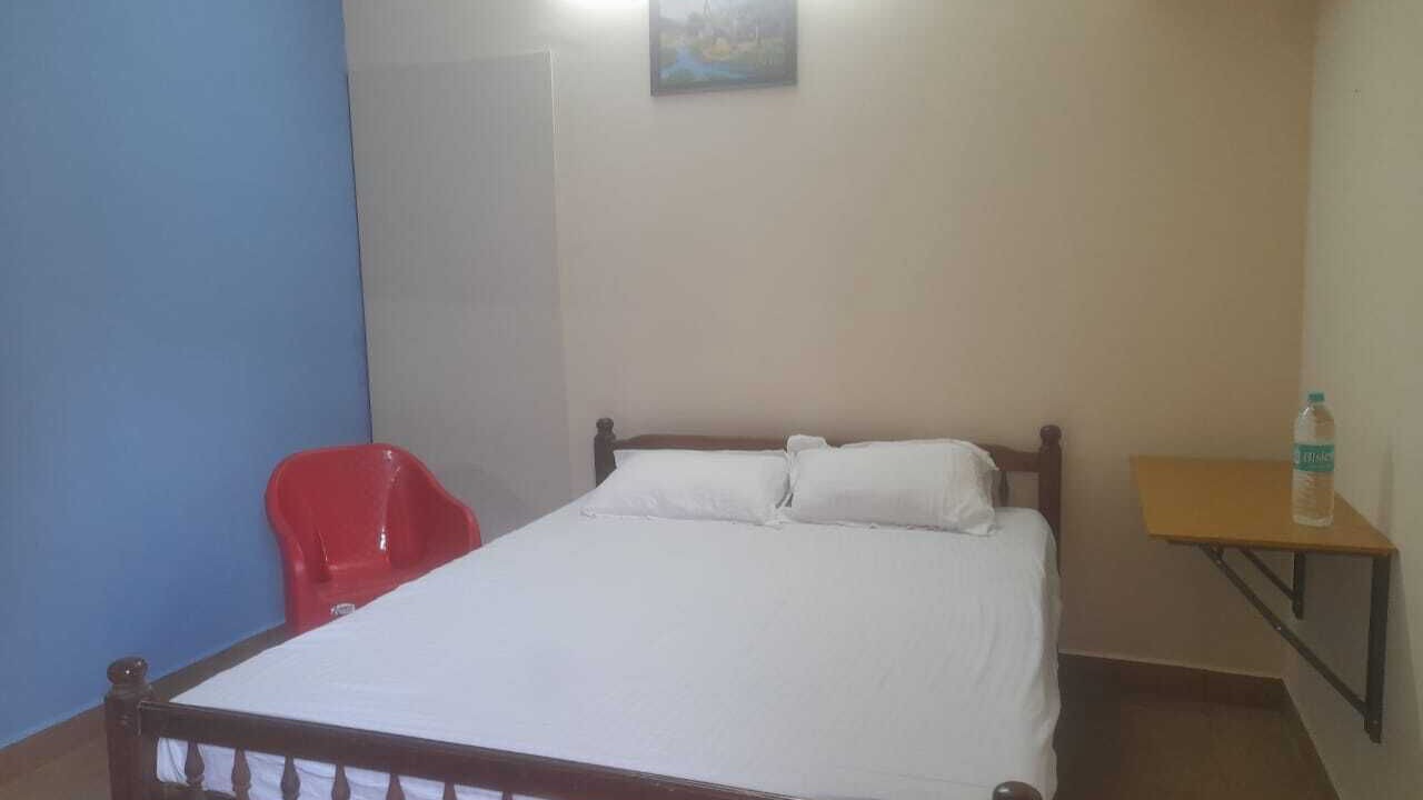 Photo of Bedroom in Thiruvananthapuram