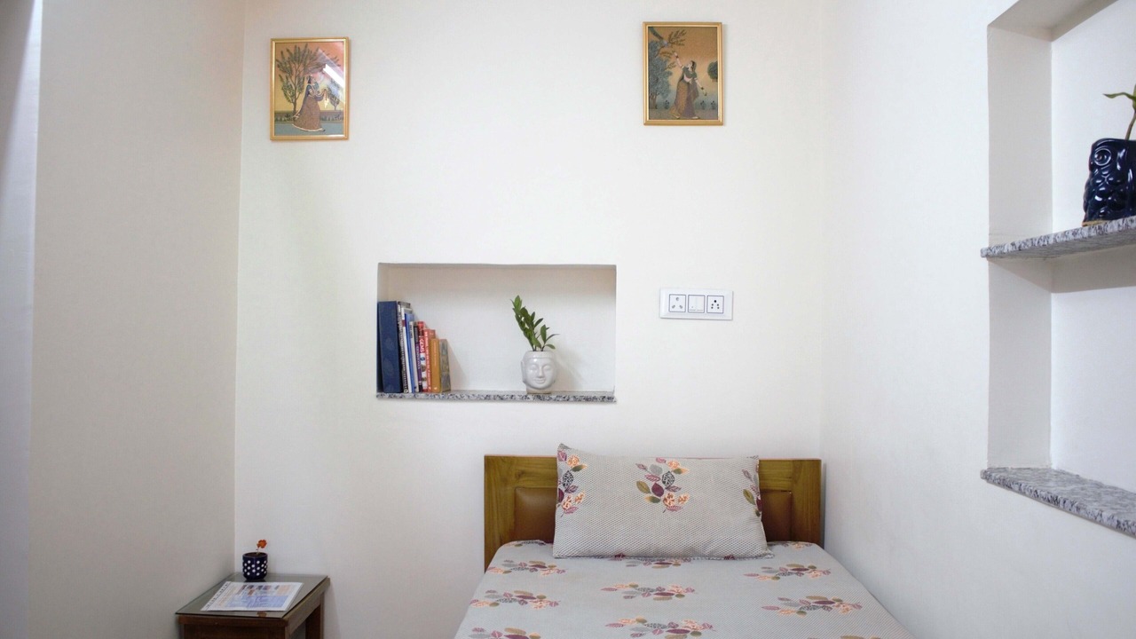 Photo of Bedroom in Pink City