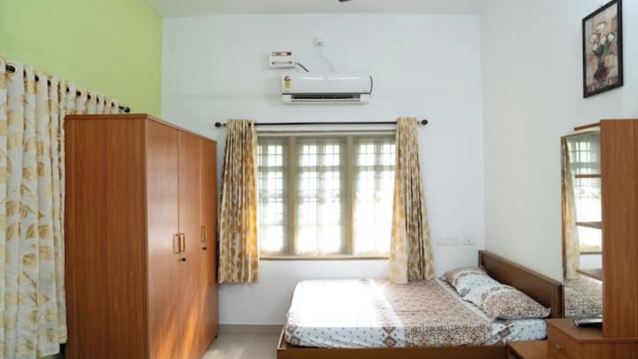 Photo of Bedroom in Palayankottai