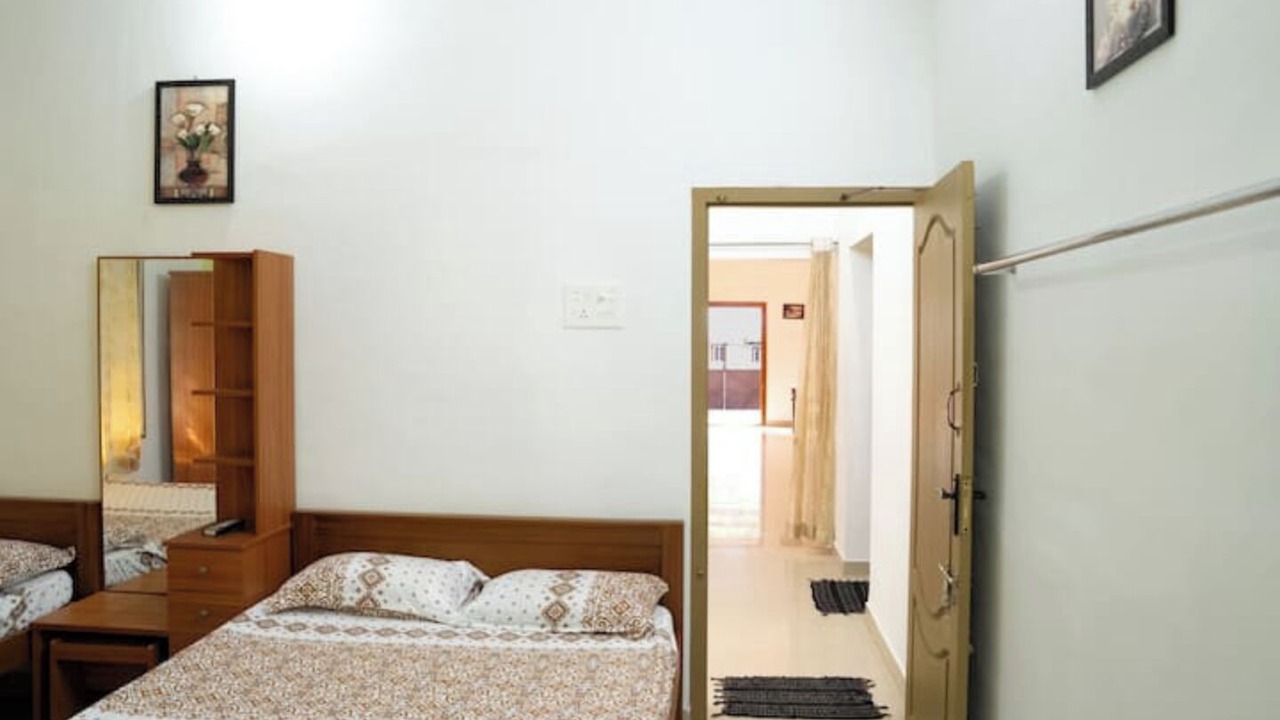 Photo of Bedroom in Palayankottai
