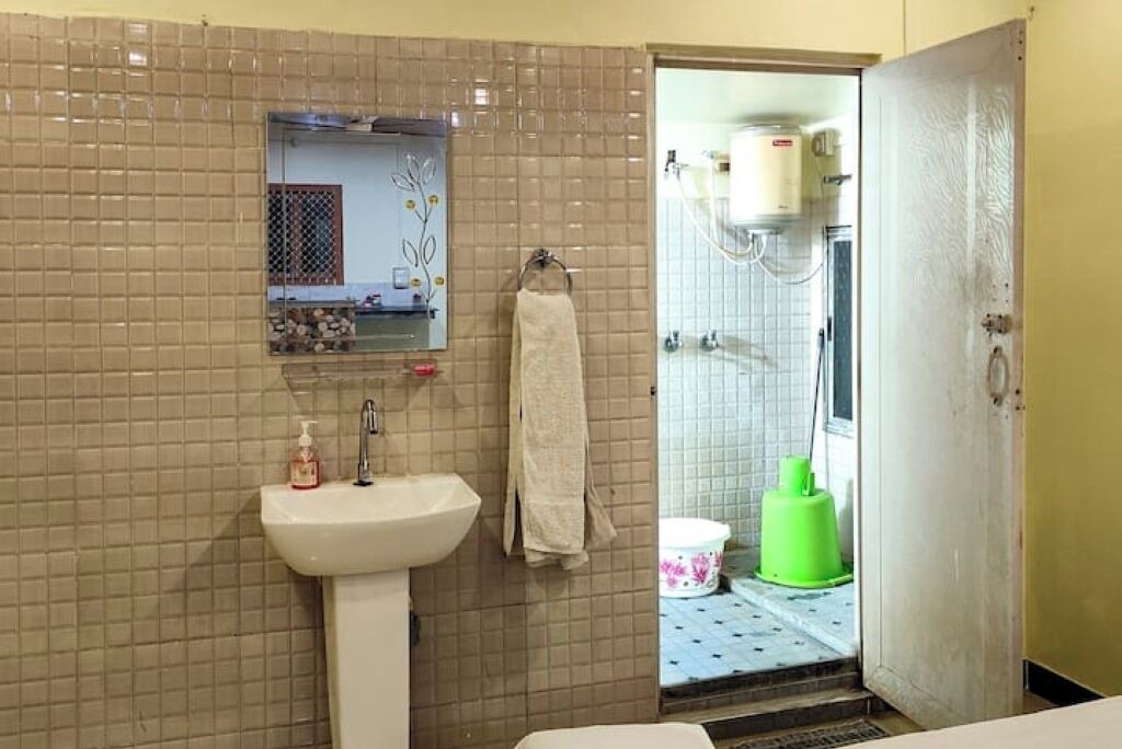 Photo of Bathroom in Sualkuchi