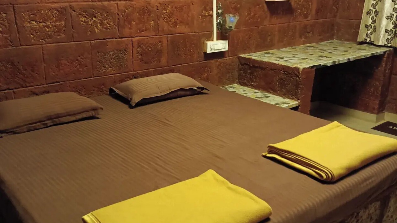Photo of Bedroom in Ganeshgudi
