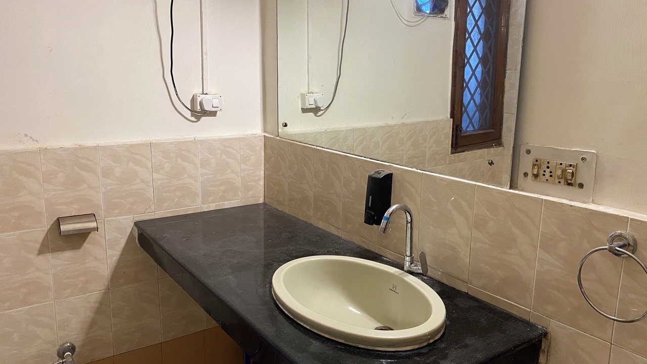 Photo of Bathroom in Pocket A