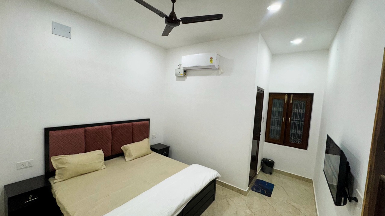Photo of Bedroom in Varanasi