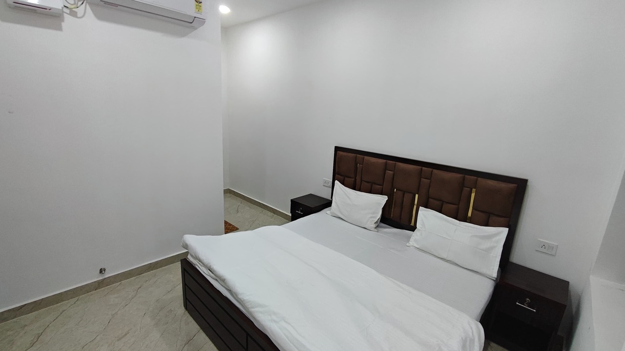 Photo of Bedroom in Varanasi