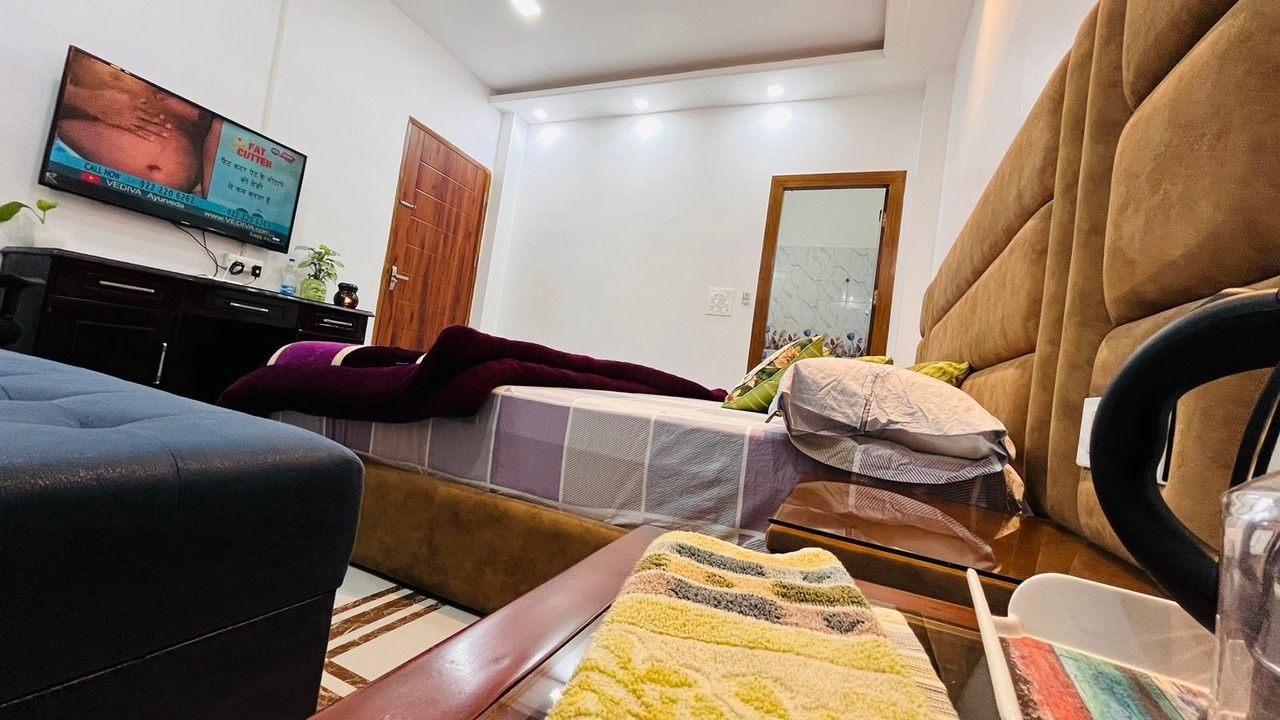 Photo of Bedroom in Mayapur