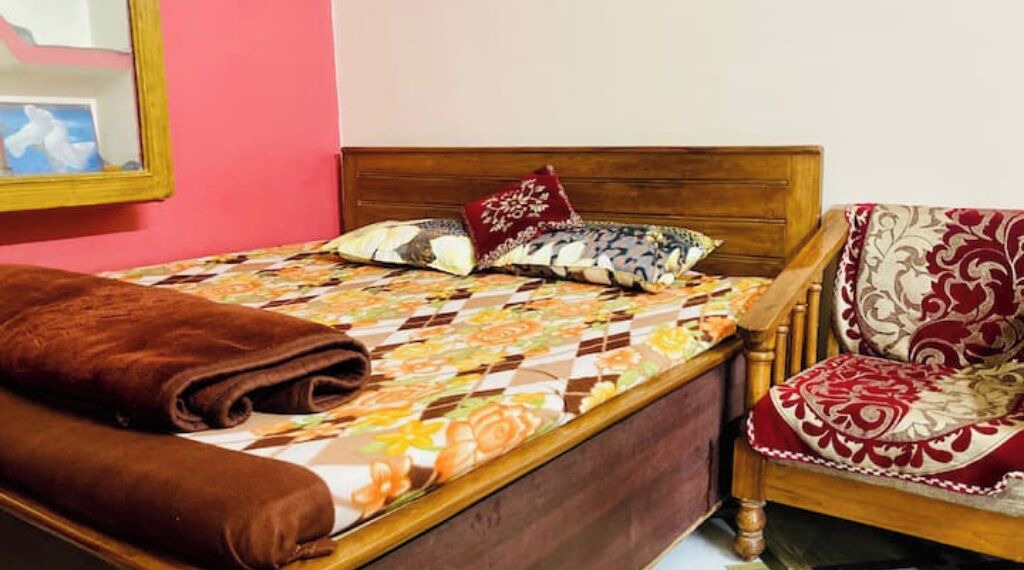 Photo of Bedroom in Naini