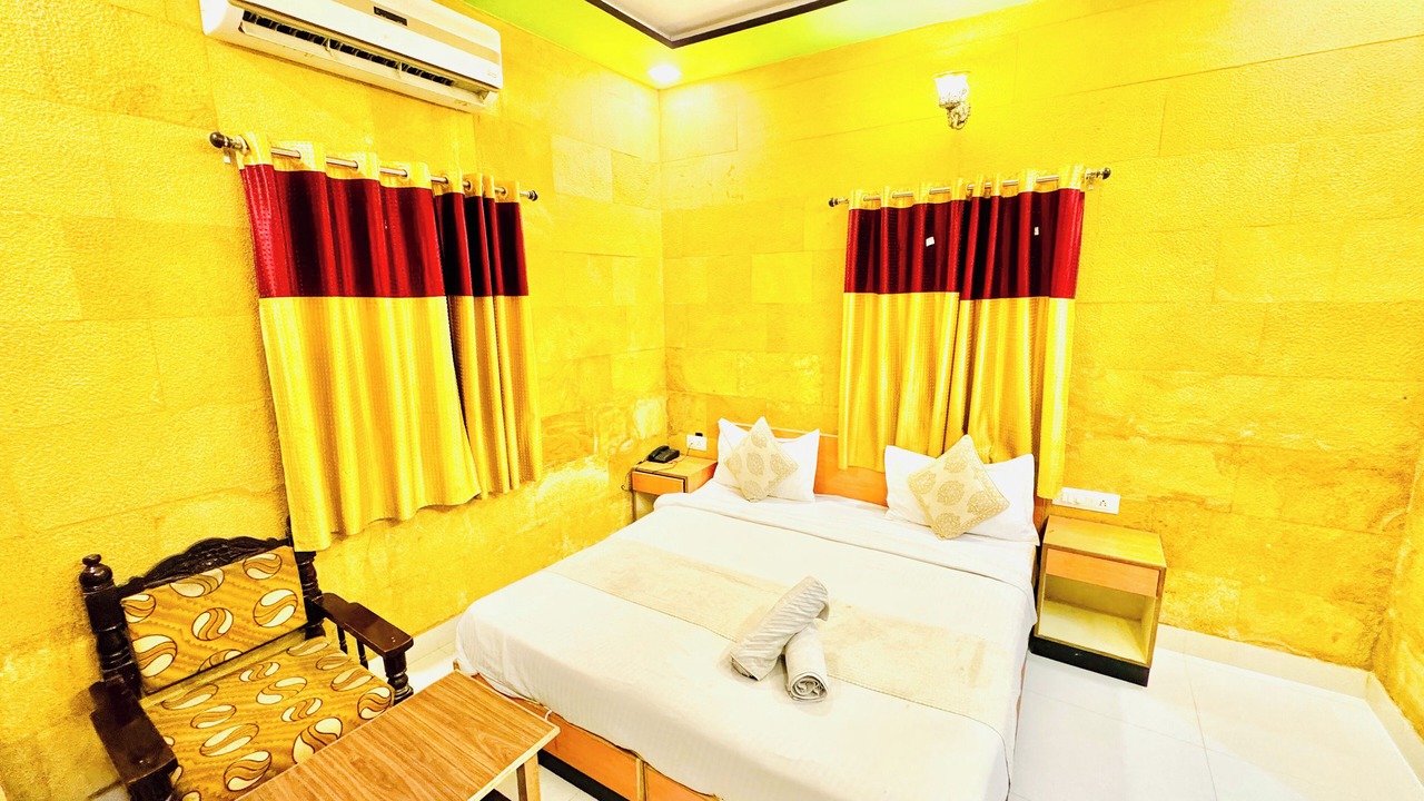 Photo of Bedroom in Amar Sagar Pol