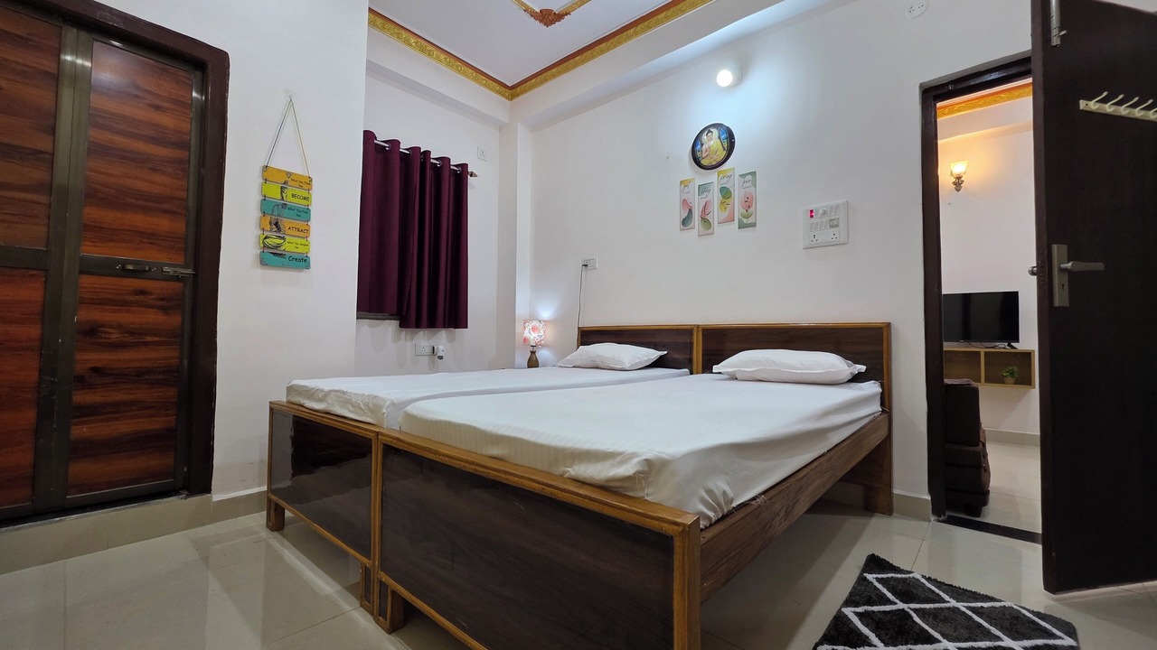 Photo of Bedroom in Bodh Gaya