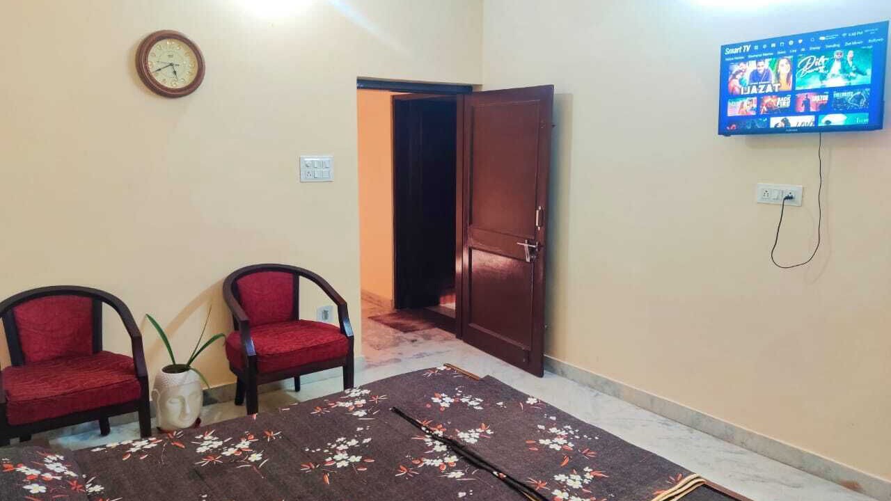Photo of Bedroom in Vaishali Nagar