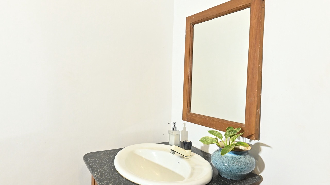 Photo of Bathroom in Kuilapalayam