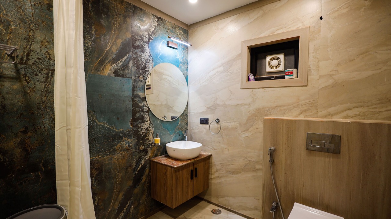Photo of Bathroom in Mahmoorganj